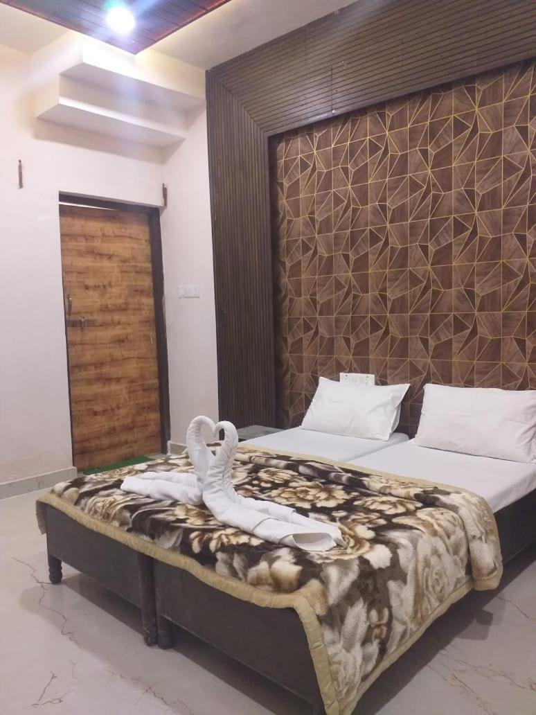 Radhe Krishna Villa Dhanwār Esterno foto
